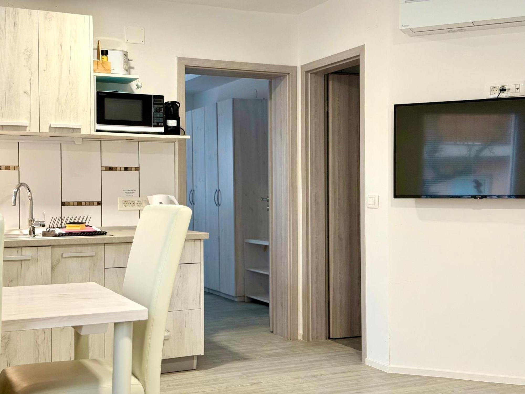Guest House Kobal Spodnje Gorje Екстериор снимка