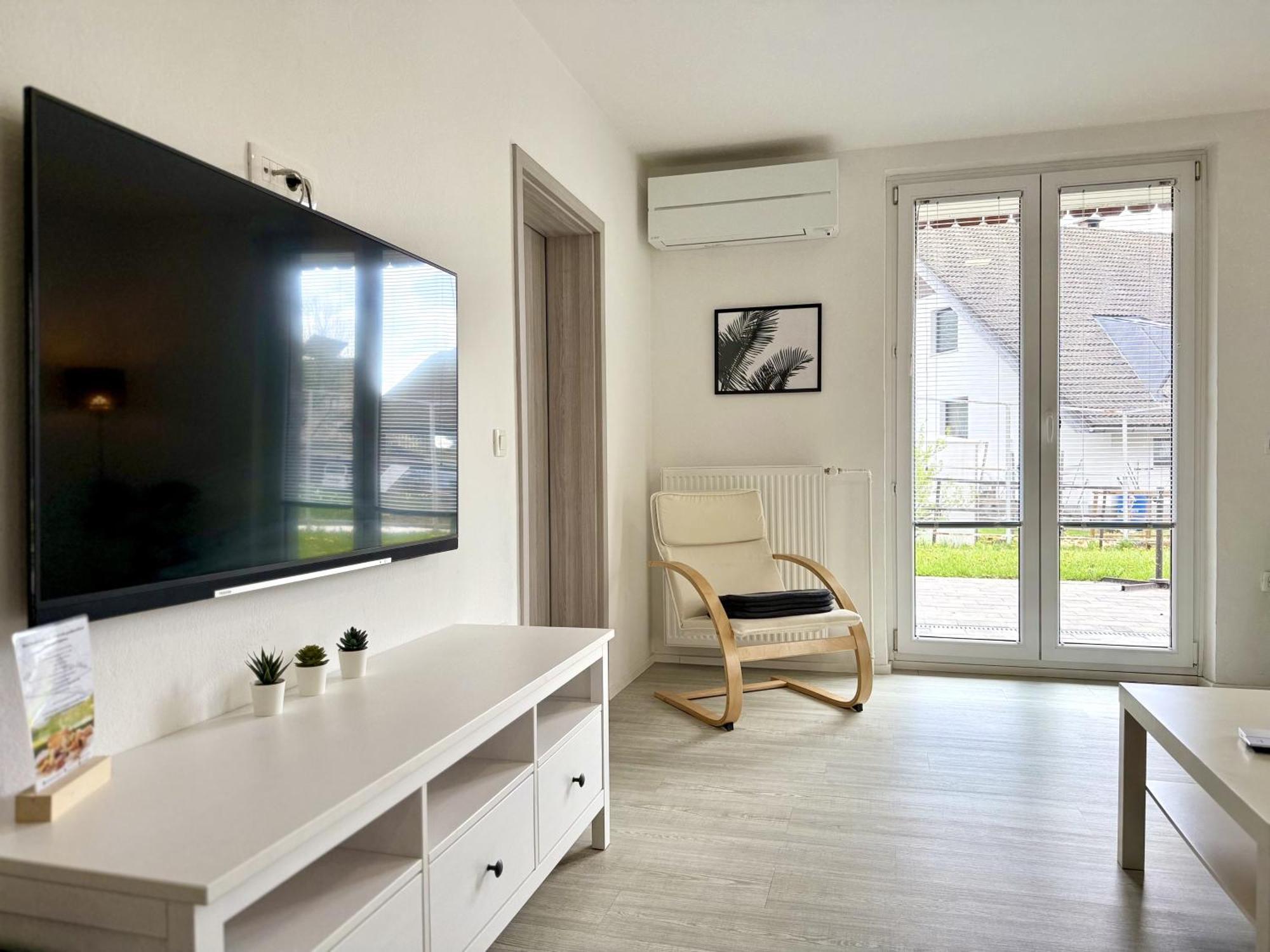 Guest House Kobal Spodnje Gorje Екстериор снимка