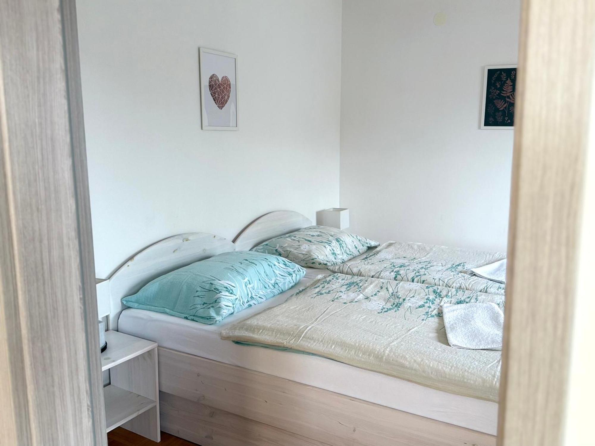 Guest House Kobal Spodnje Gorje Екстериор снимка