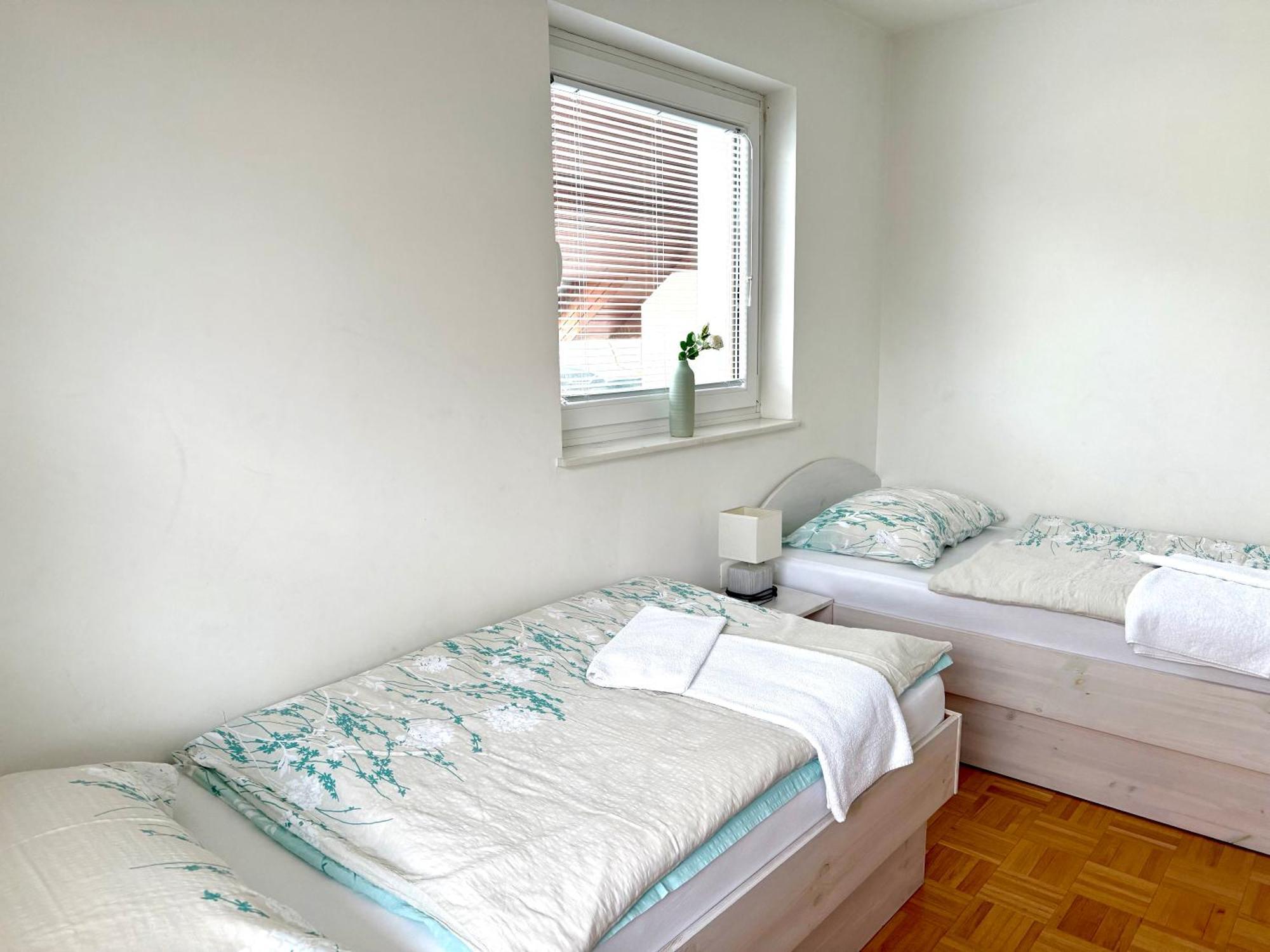 Guest House Kobal Spodnje Gorje Екстериор снимка